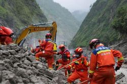 Trung Quốc xử phạt 10 người lan truyền 'tin giả' về thảm họa lũ quét