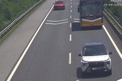 Cục CSGT: Tập trung xử lý xe kinh doanh vận tải vi phạm khoảng cách tối thiểu