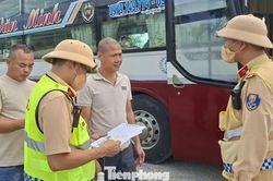 Những người không nghỉ lễ