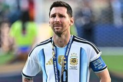 Messi giã từ sự nghiệp thi đấu quốc tế