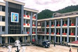 Vùng biên Thanh Hóa dọn trường xuyên lễ, chờ ngày đón học sinh