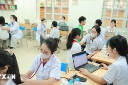Bộ Y tế hướng dẫn kiểm tra sức khỏe đầu năm học thực hiện 1 lần mỗi năm
