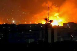Mỹ ném bom đảo Larak của Iran; Tehran cảnh báo về đòn đáp trả 'tàn khốc'