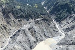 Lũ quét tại Nepal và Trung Quốc: Tăng cường giám sát nguy cơ địa chất, cảnh báo lũ mới