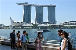 Singapore chuẩn bị hơn 300 trung tâm tránh nóng ứng phó với nguy cơ nắng nóng cực đoan