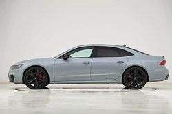 Xe sedan hạng sang công suất 340 mã lực, giá hơn 1,6 tỷ đồng