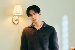 Kim Seon Ho đích thân tung ảnh selfie sau tranh cãi chỉnh sửa