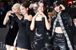 Ba thành viên BLACKPINK 'đối đầu'