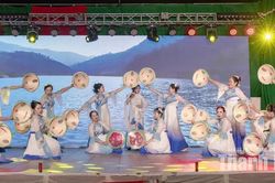 Gắn kết cộng đồng từ phong trào văn hóa, thể thao
