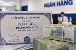 Ngân hàng phát hành 156.000 tỷ đồng trái phiếu trong 7 tháng, mặt bằng lãi suất tăng mạnh