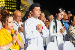 Hàng ngàn người dự lễ Vu Lan trên đỉnh Thiên Cấm Sơn