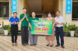 “Tiếp sức đến trường” cho học sinh xã Biển Hồ