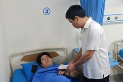 Lật xe khách ở Gia Lai: Hẹn dẫn bạn về chơi, nhờ ra đón nào ngờ lại nhận tin dữ