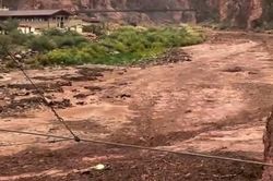 Lũ quét tàn phá hẻm núi Grand Canyon, 15 người mất tích