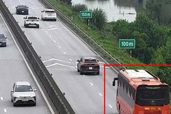 Cục CSGT: Trước mắt tập trung xử lý xe kinh doanh vi phạm khoảng cách trên cao tốc
