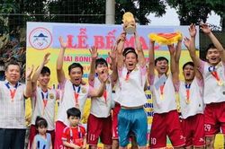 Giải bóng đá 'Quê hương Đa Lộc' lần thứ 15: Lan tỏa tinh thần đoàn kết, hướng về quê hương