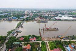 Diện mạo cây cầu vượt sông gần 600 tỷ đồng dần thành hình tại Ninh Bình