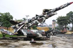 Những vũ khí, khí tài đặc biệt, xác máy bay B52 tại Bảo tàng Quân khu 3