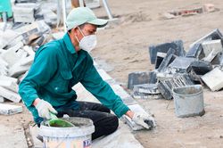 Công nhân Hà Nội bám công trường, chạy đua tiến độ xuyên lễ 2/9