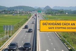 CSGT tăng cường xử lý xe bám đuôi, không giữ khoảng cách trên cao tốc