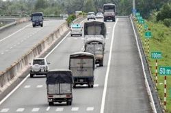 Cục CSGT khẳng định sẽ không phạt tràn lan lỗi giữ khoảng cách trên toàn tuyến cao tốc
