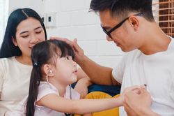 Trẻ có 7 biểu hiện này, cha mẹ nên xem lại cách nuôi dạy trước khi quá muộn