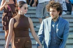 Selena Gomez và Benny Blanco đi nghỉ ở Ý, chuẩn bị kỷ niệm 1 năm ngày cưới