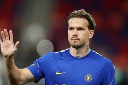 Chelsea đẩy hai 'sao xịt' sang Tottenham