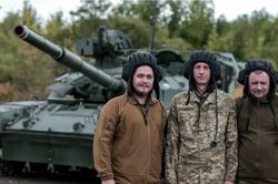 Ukraine đưa xe tăng 'hiếm' T-64BM Bulat ra tiền tuyến