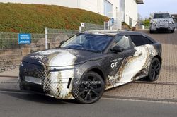 Land Rover làm sedan điện?