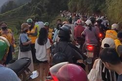 Đông nghịt khách săn hoàng hôn ở Mù Cang Chải lễ 2/9