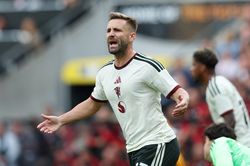 Luke Shaw đang trở thành tử huyệt của MU