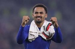 Tin chuyển nhượng 1.9: Man City chốt 'bom tấn', MU tăng tốc ngày cuối