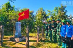 Giữ bình yên biên giới để nhân dân vui Tết Độc lập