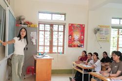 Cô gái xứ Nghệ với dự án đưa 'tiếng Trung về làng'