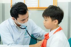 Bộ Y tế hướng dẫn kiểm tra sức khỏe đầu năm học cho trẻ mầm non, học sinh phổ thông