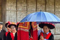 Độc đáo lễ cưới truyền thống của người Dao tại Làng Văn hóa