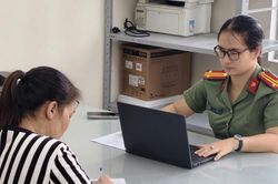 Người phụ nữ bình luận kỳ thị, chia rẽ vùng miền bị công an mời làm việc