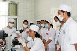 Chuẩn hóa nhân lực y tế cơ sở qua đào tạo liên thông tại TUMP