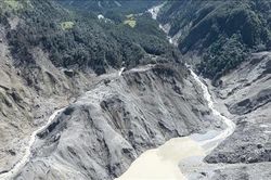 Lũ cuốn trôi hệ thống cảnh báo, Nepal khẩn trương dựng lại 'lá chắn' thời tiết