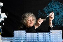 Chủ nhân Nobel Hóa học Ada Yonath qua đời ở tuổi 87