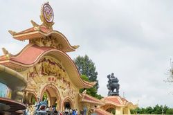 TP Hồ Chí Minh: Điểm vui chơi nội thành hút khách dịp lễ 2/9