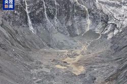 Trung Quốc cảnh báo nguy cơ sụp đổ sông băng gần khu vực ngập lụt ở Nepal