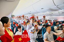 Cùng Hãng hàng không Quốc gia vang lên giai điệu Quốc khánh ở độ cao 10.000 m