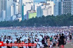 Du lịch Khánh Hòa thu hơn 60.000 tỷ đồng trong 8 tháng