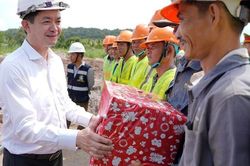 Bí thư Tỉnh ủy An Giang Lê Quang Tùng kiểm tra các công trình phục vụ Hội nghị APEC tại Phú Quốc