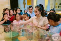 Giữ lửa sử vàng