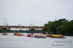 Trước giờ khai hội