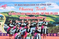 Nhân dân xã Lóng Sập rộn ràng đón Quốc khánh 2/9