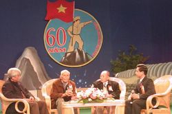 Ra đi từ phủ Thượng thư…